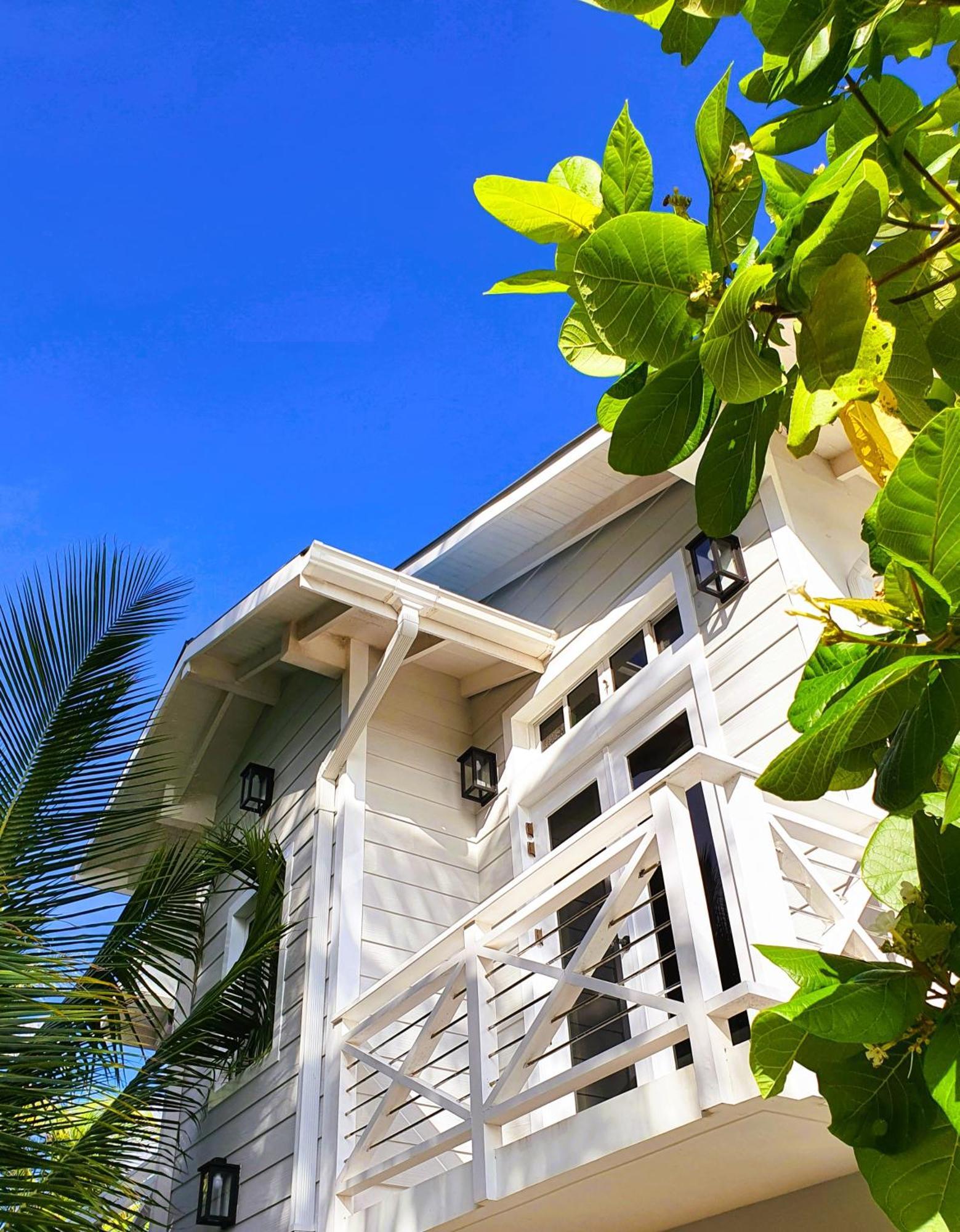 The Fulhadhoo Beach Cottage Bagian luar foto